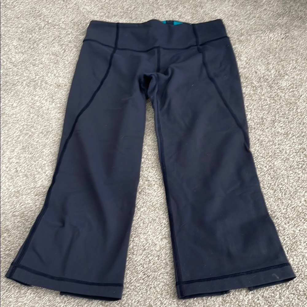 Lululemon Athletica Navy Cropped Pants